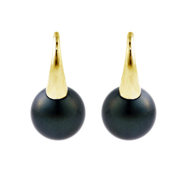 Karina Round Black Pearl on Gold Hook