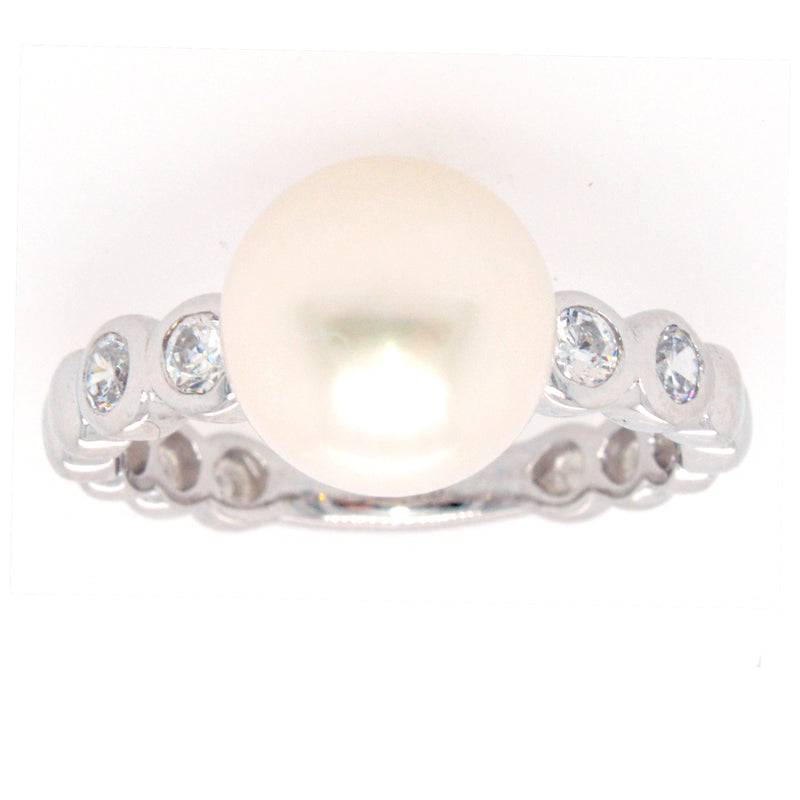 Laura - classic rhodium, freshwater pearl & cubic zirconia ring