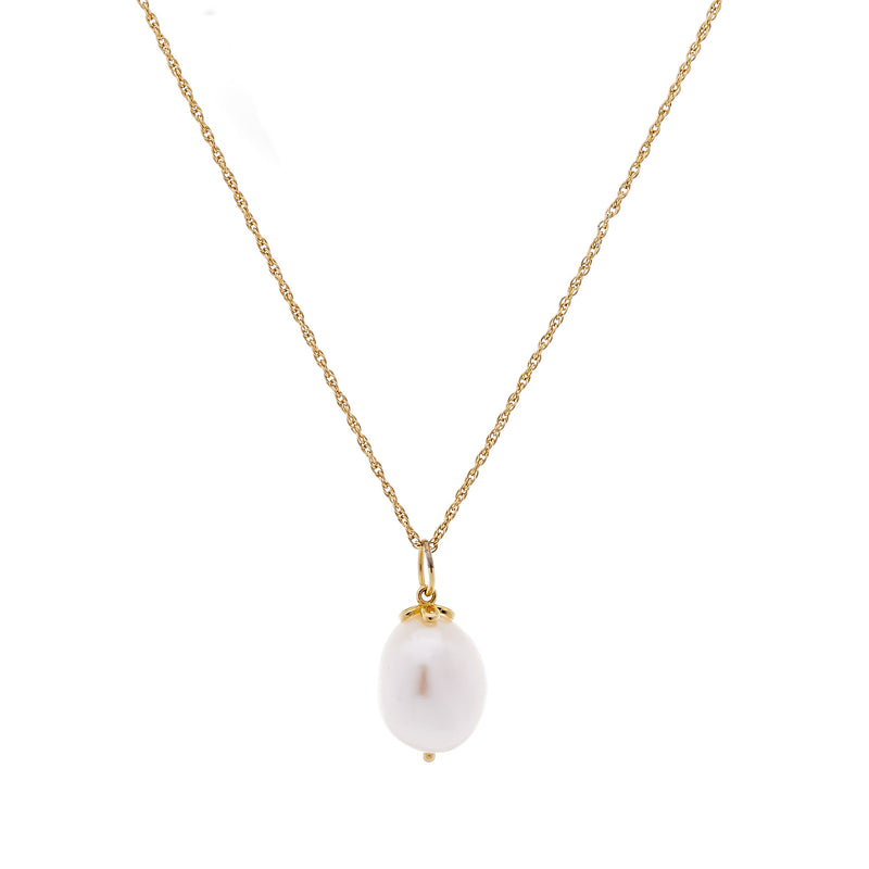 Jessica Freshwater Pearl Pendant on Gold Chain