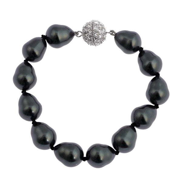 Classic Baroque Black Pearl Bracelet