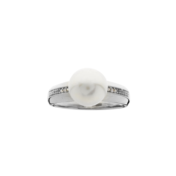 Piper Freshwater Pearl Ring on Silver Band
