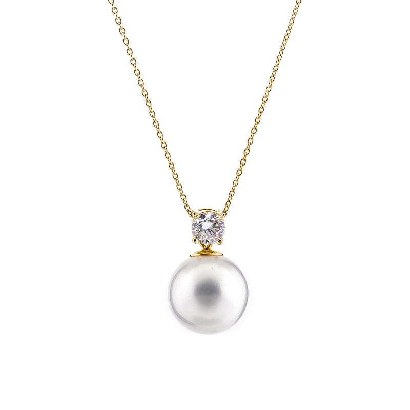 Fleur Gold Pearl Necklace