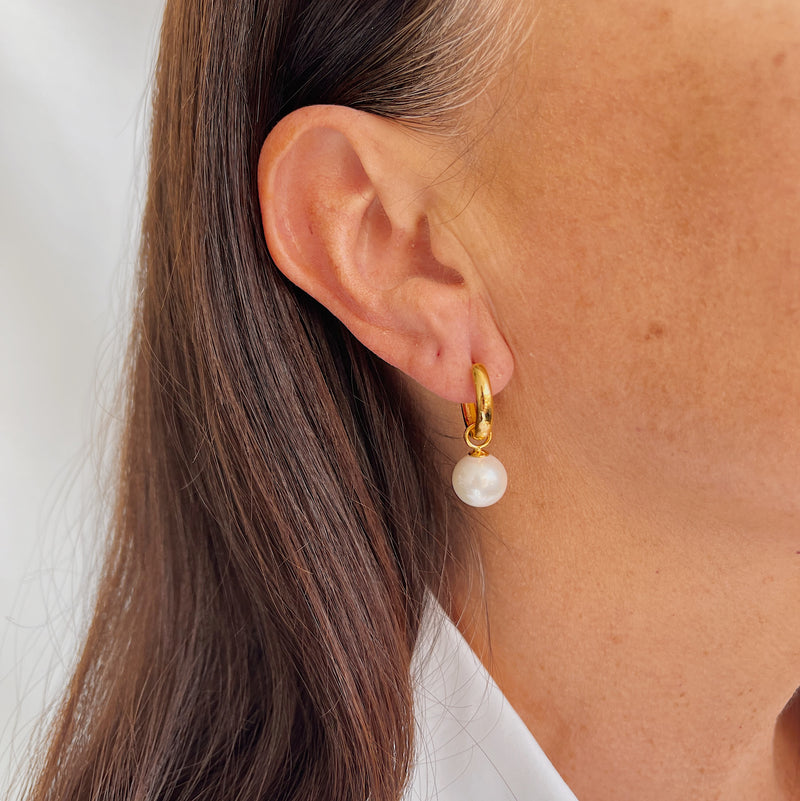 Clea Gold Hoop Earrings